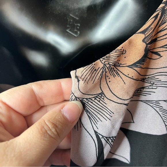 NWT! LULUS SERENE DREAMS BLACK FLORAL MAXI DRESS - Picture 8 of 10